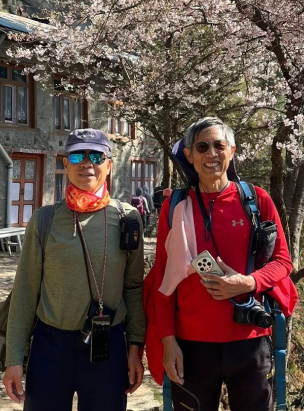 Everest Three Pass Trek (20 Days) is the ultimate high-altitude challenge for trekkers looking to go beyond the standard Base Camp route.