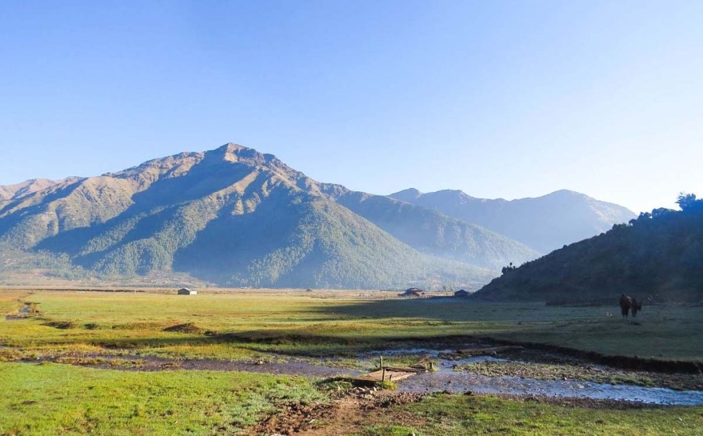 Dhorpatan Hunting Reserve Guide 2026 view with Himalayan hills, wildlife, and lush forests.