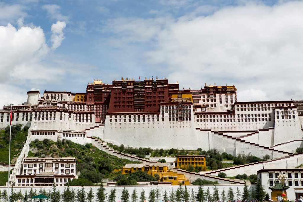 Kathmandu to Lhasa Overland Tour – 8 Days with cultural stops and Tibetan landscapes and Scenic views of the Himalayas.